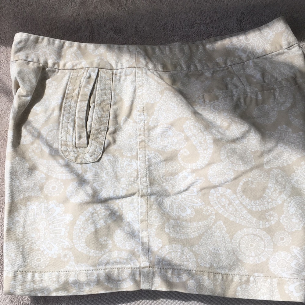 Gently worn GAP ladies shorts